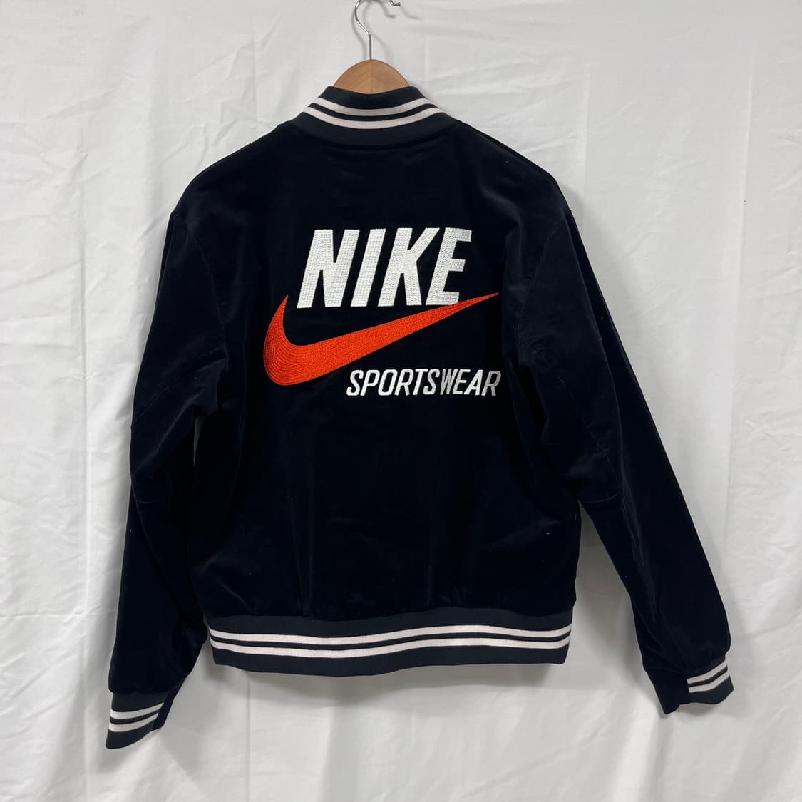 나이키 스포츠웨어 트렌드 봄버 자켓 상품이미지2