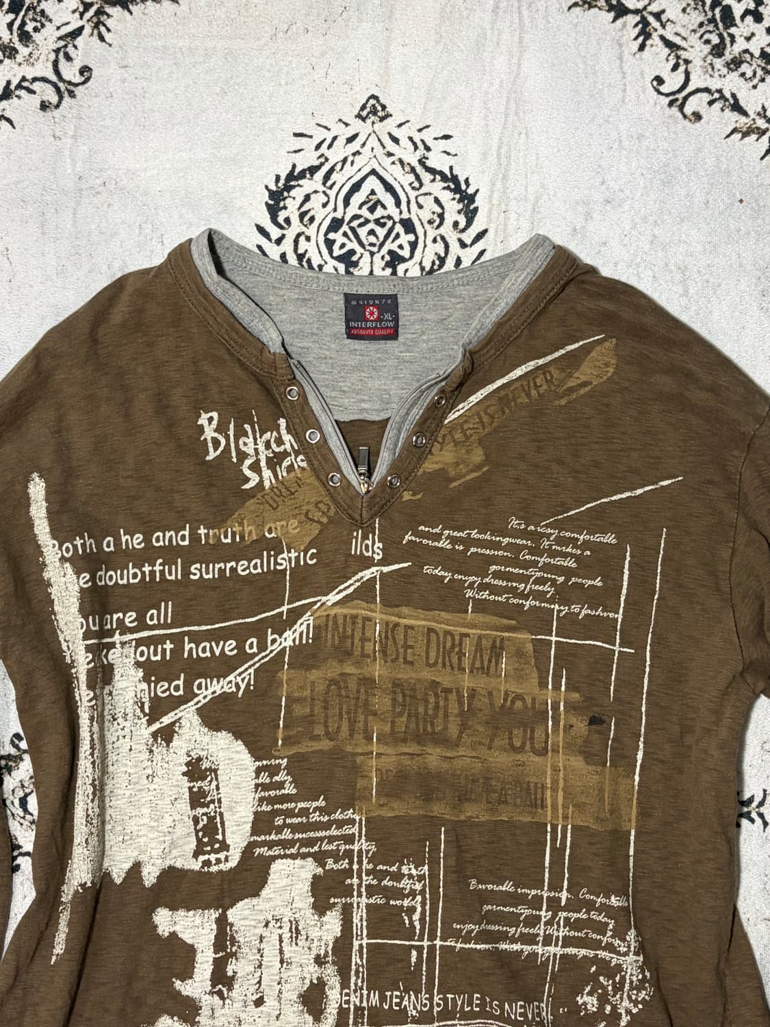 Grunge Printing eyelet long sleeve 상품이미지9