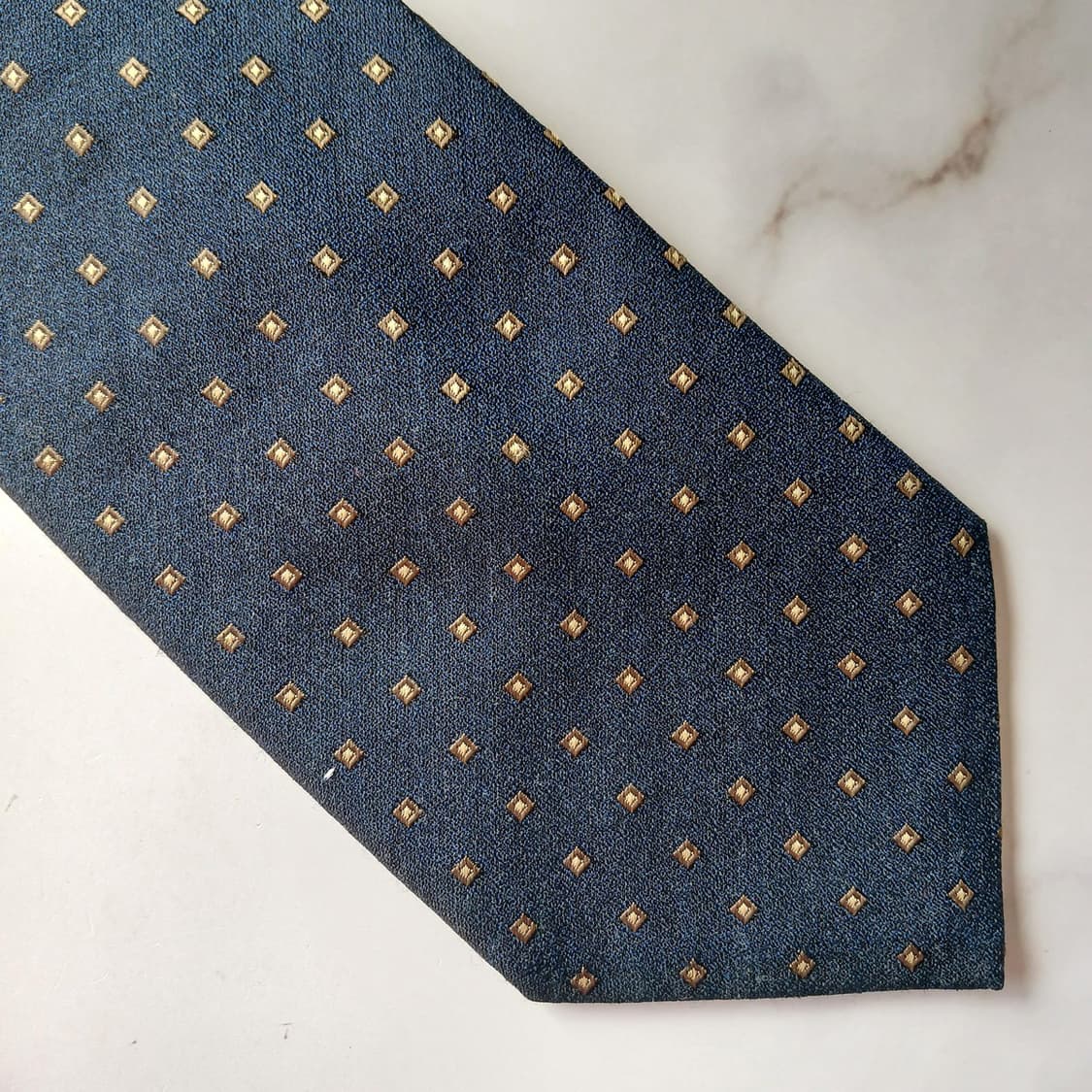 던힐 실크 네이비 패턴 넥타이 9.7cm A+등급 G25
 상품이미지6