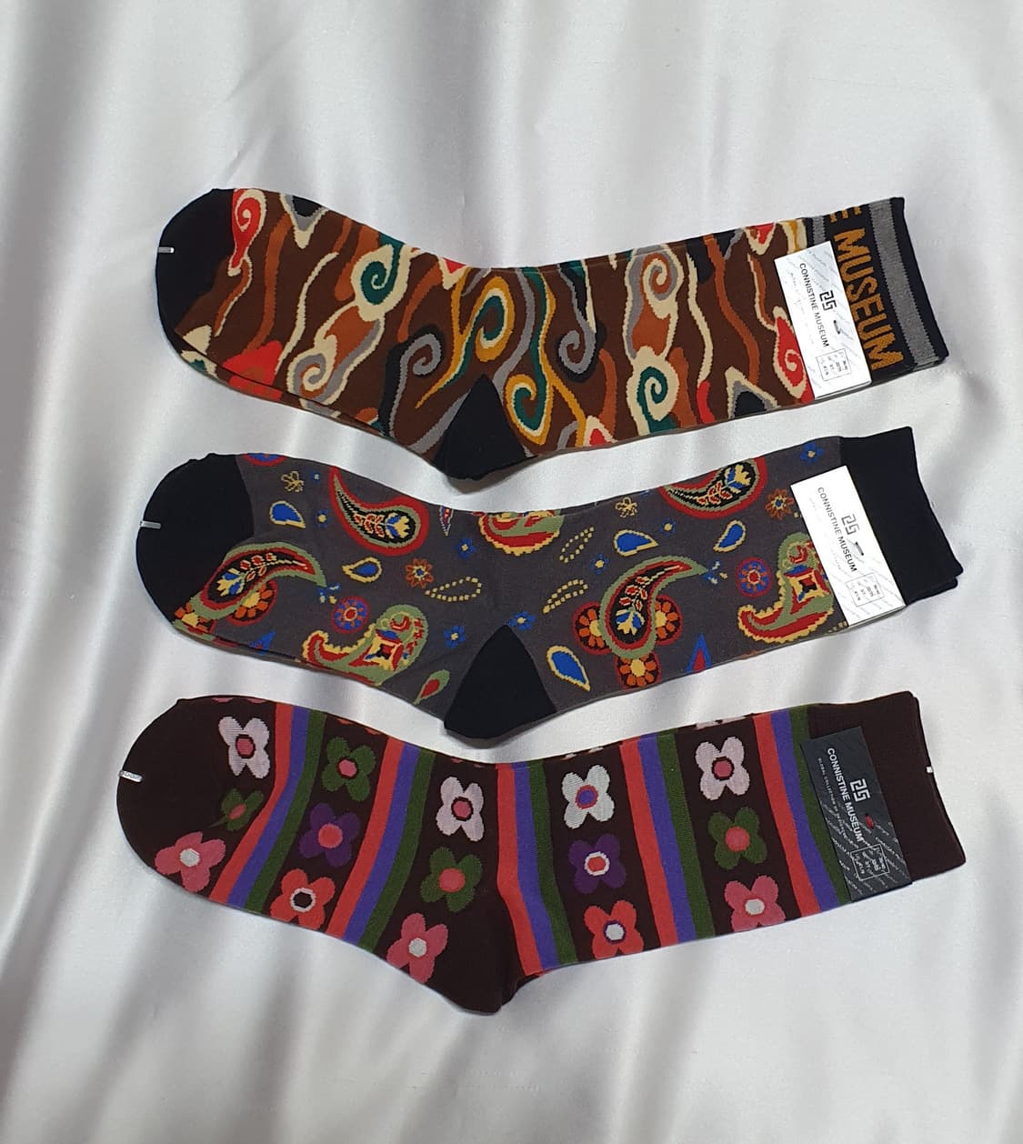 물결 꽃 깃털 CONNISTINE MUSEUM 코니스틴 뮤지엄 양말 상품이미지5