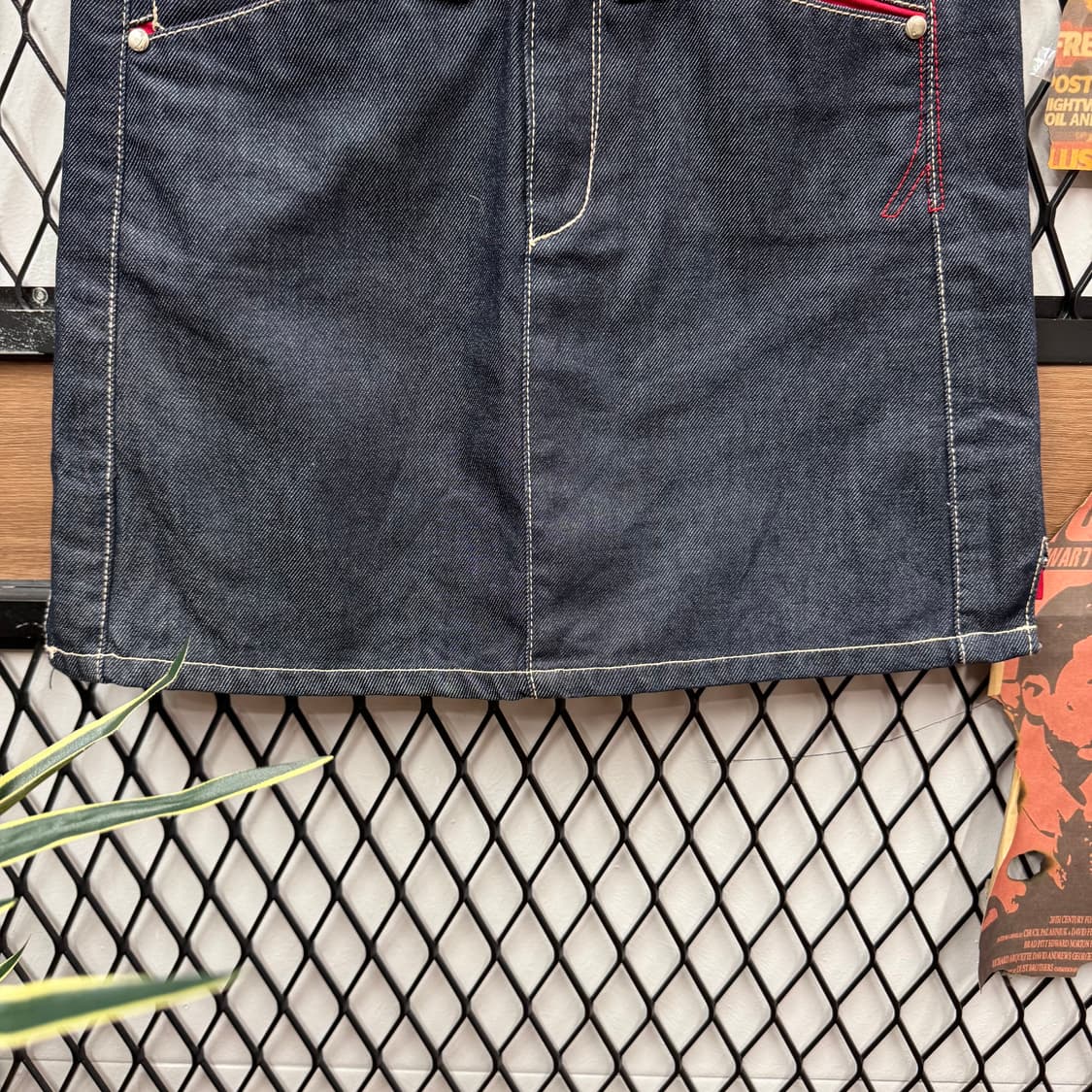 00s 리바이스 엔지니어드 데님 숏 스커트 후면 투포켓 포인트 중청 상품이미지4