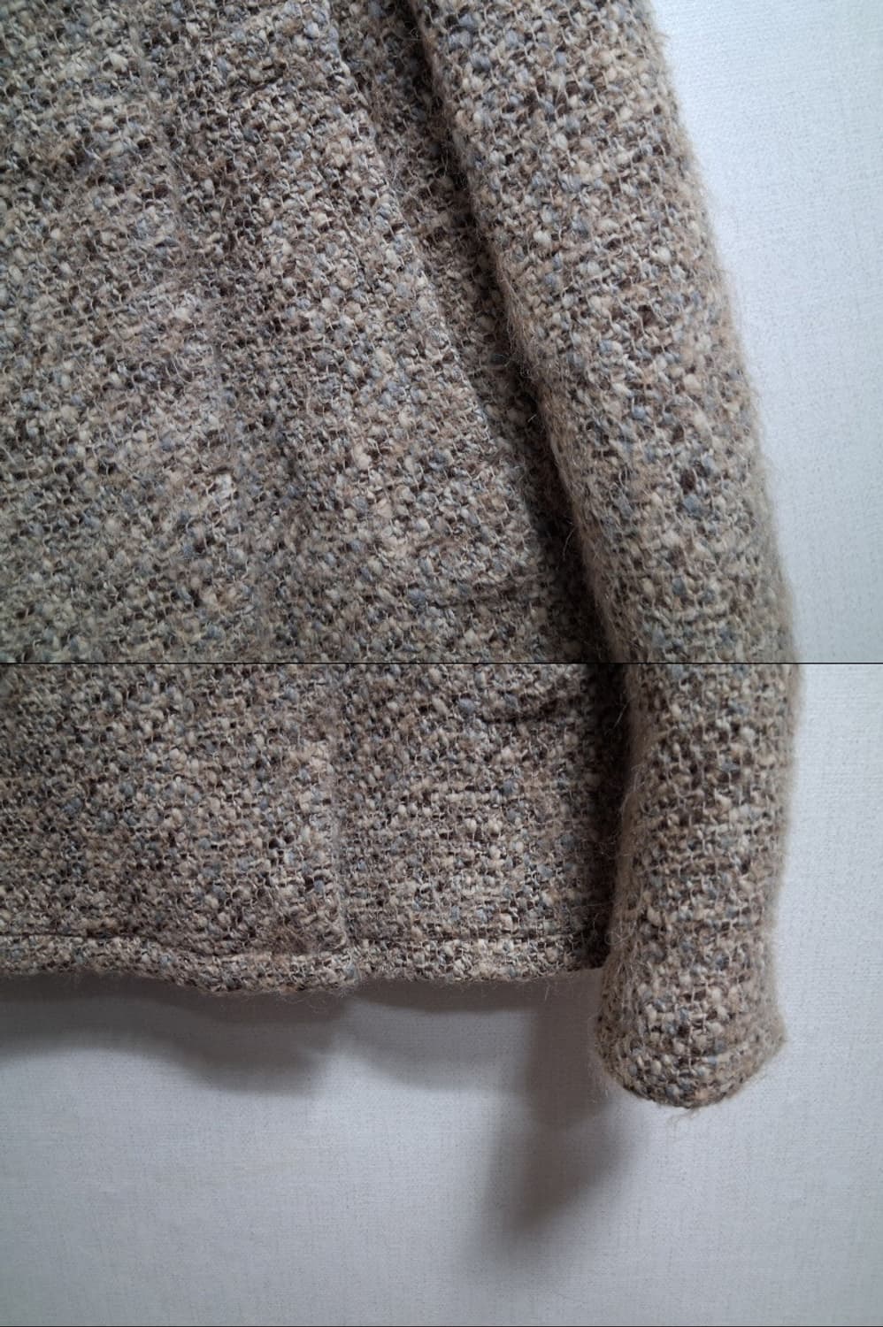 띠어리 베이지 모직 울 쟈켓 44마른55
원산지 일본 
 상품이미지6