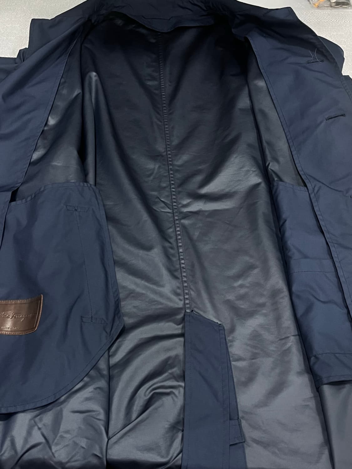 살바토레 페라가모 싱글 트렌치코트 네이비 남성 52 (105-110) 상품이미지9