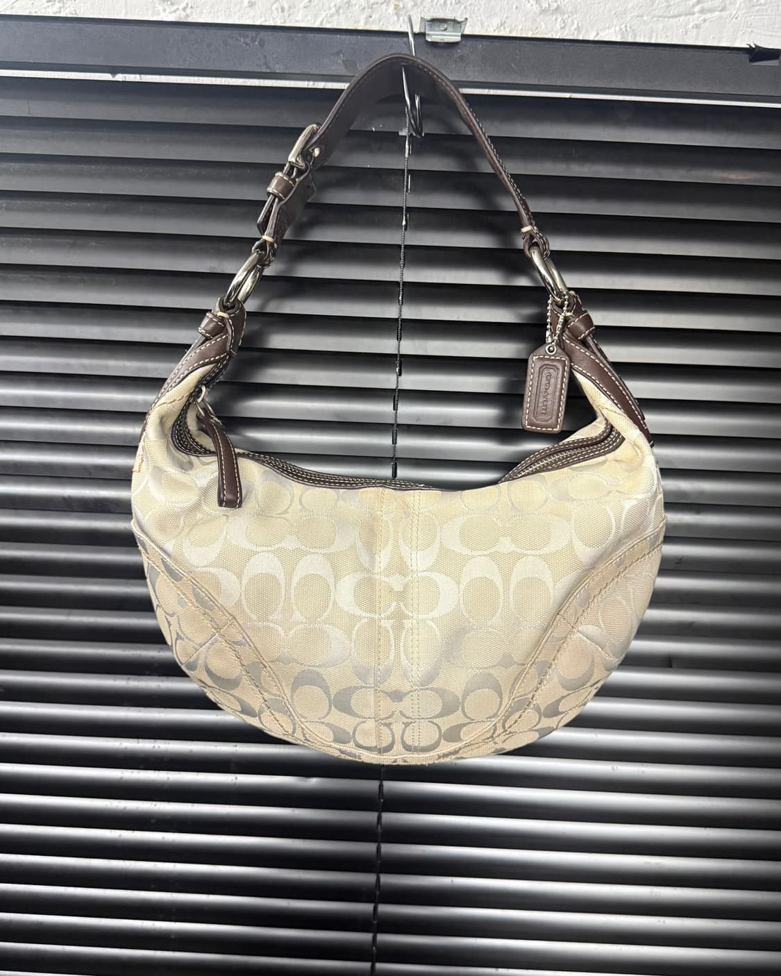 코치 가죽 캔버스 버클백 로고 숄더백 토드백 바게트백 브라운 갈색 가방  상품이미지3