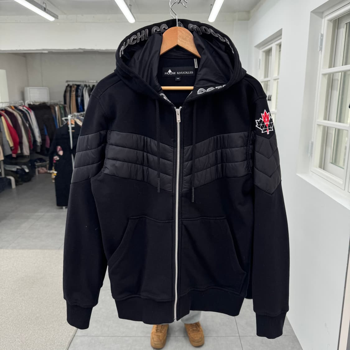 무스너클 후드집업 상품이미지1