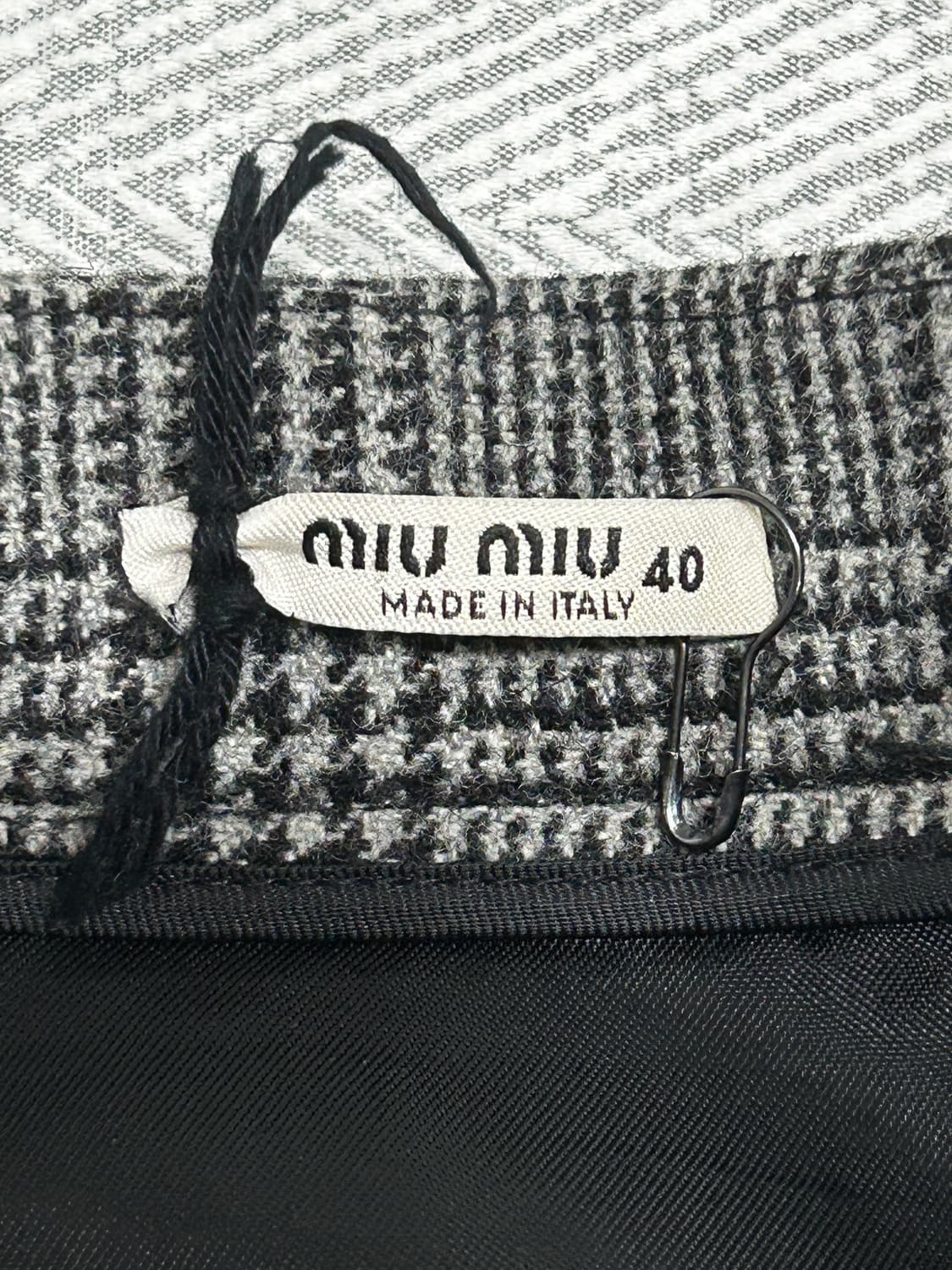 새상품급)) 미우미우 큐빅체크 울 스커트 40사이즈 (66추천) 상품이미지5