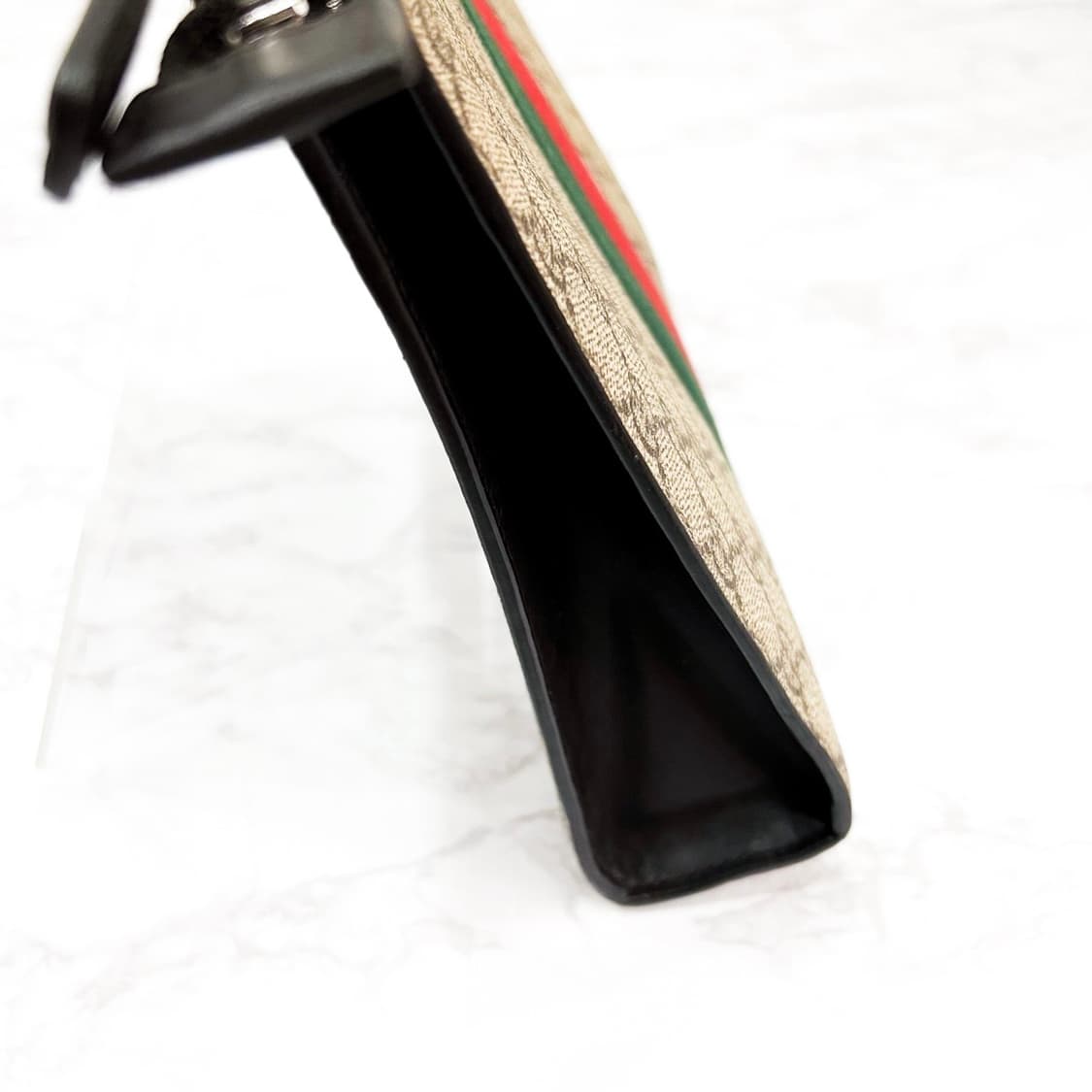 구찌 GG 수프림 웹 클러치 상품이미지7