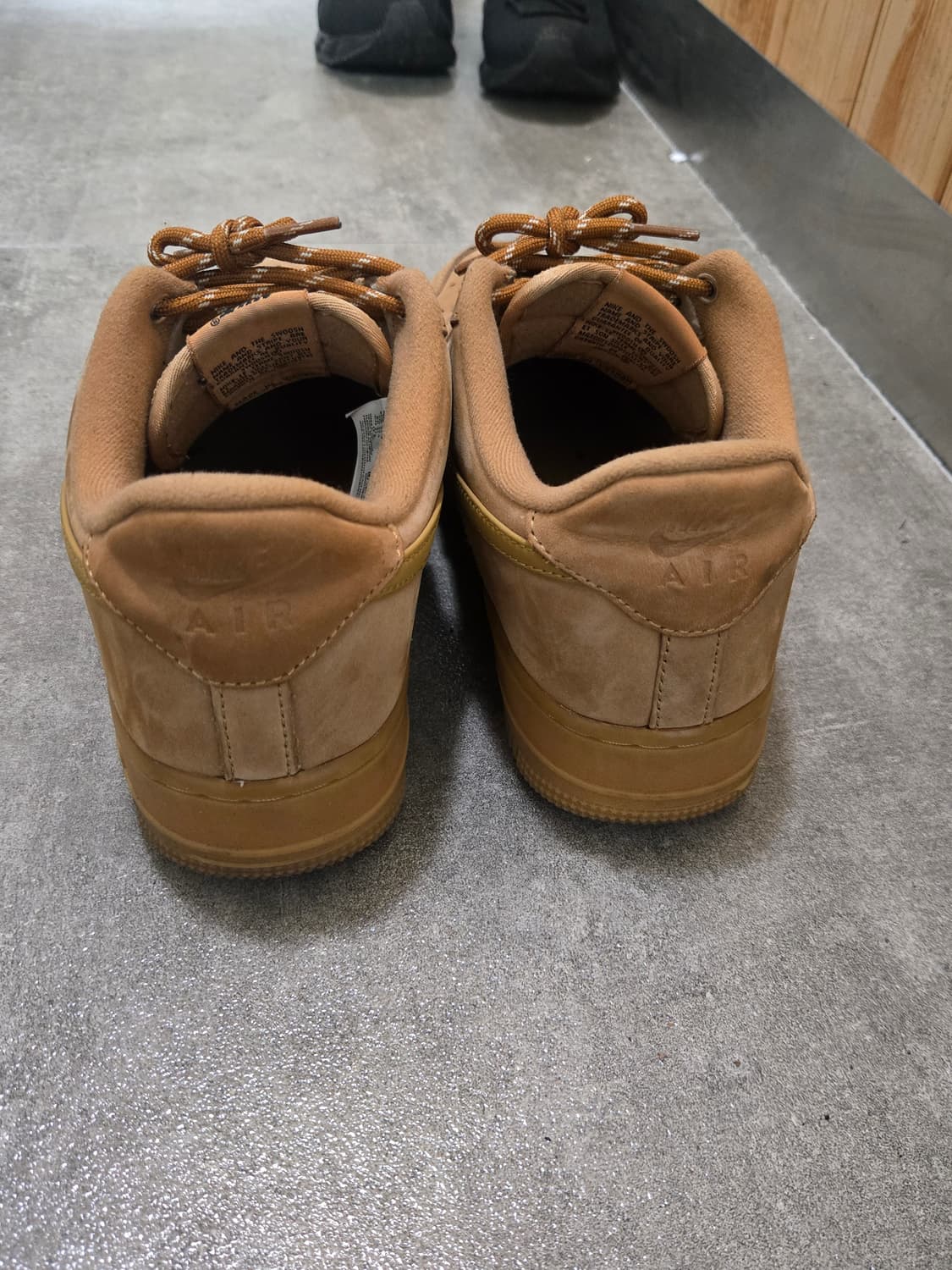 나이키 에어포스 된장포스 275 상품이미지2