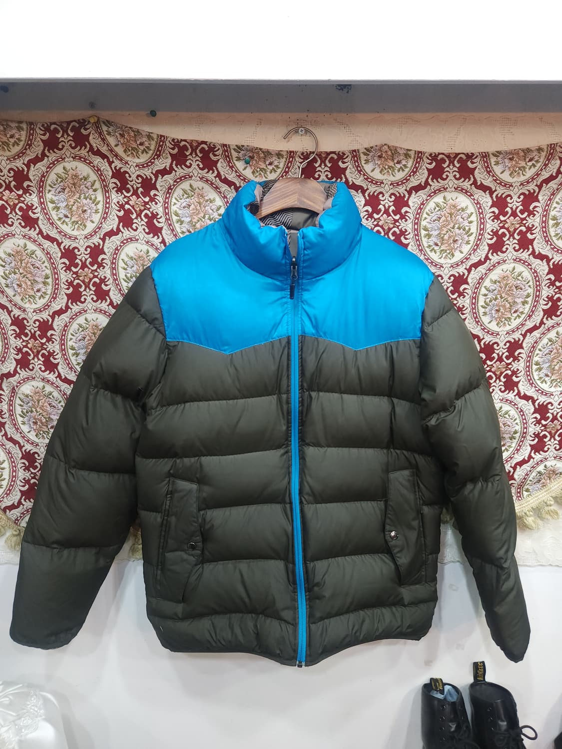 나이키 리버시블 오리털 패딩 점퍼
​
 상품이미지4