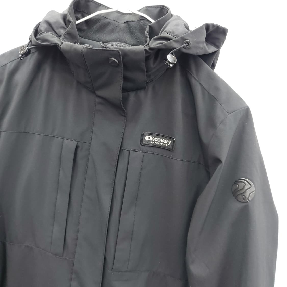 디스커버리 익스페디션 블랙 바람막이 - 여90 상품이미지1