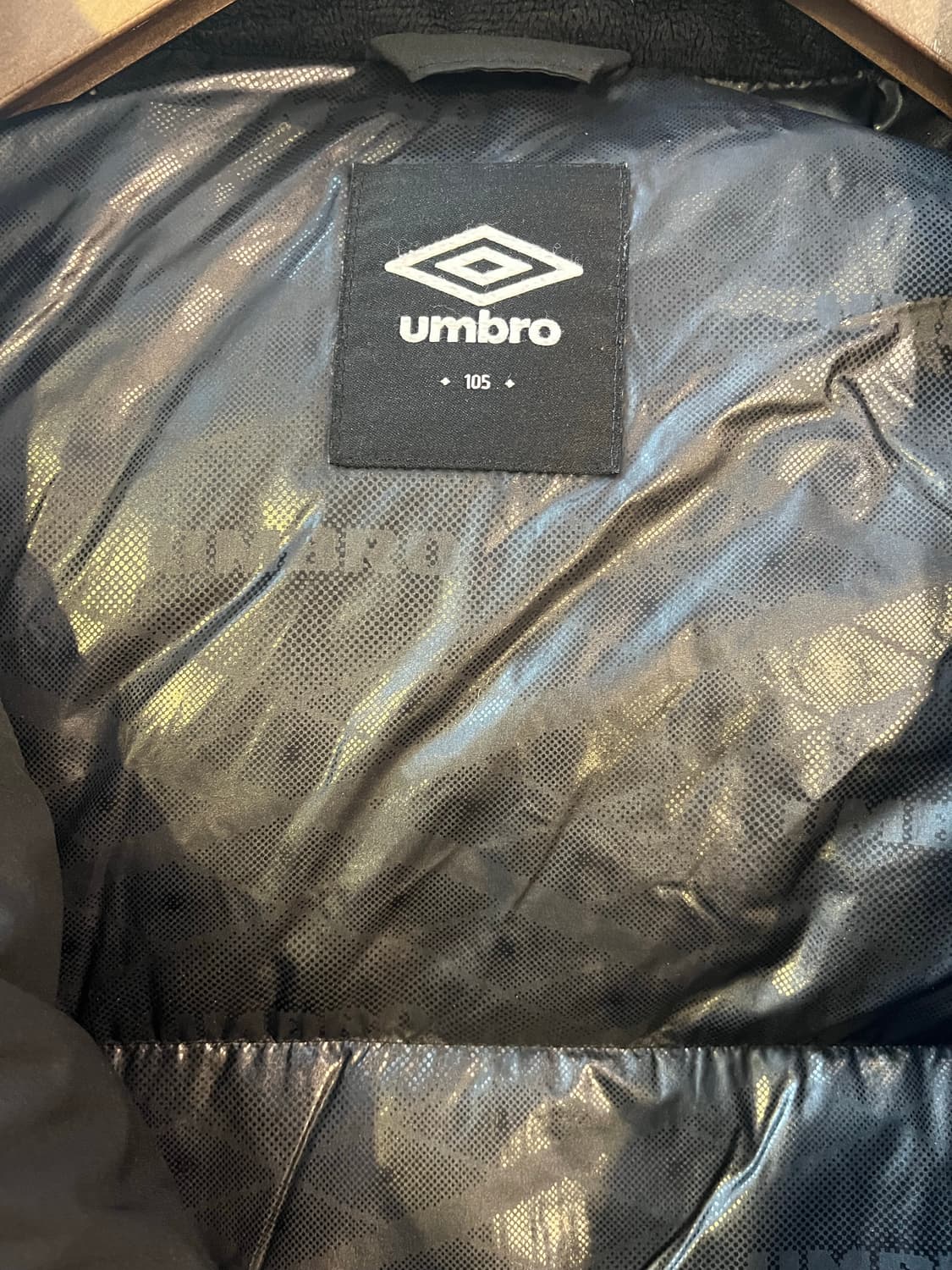 엄브로 블랙 다운패딩 상품이미지4