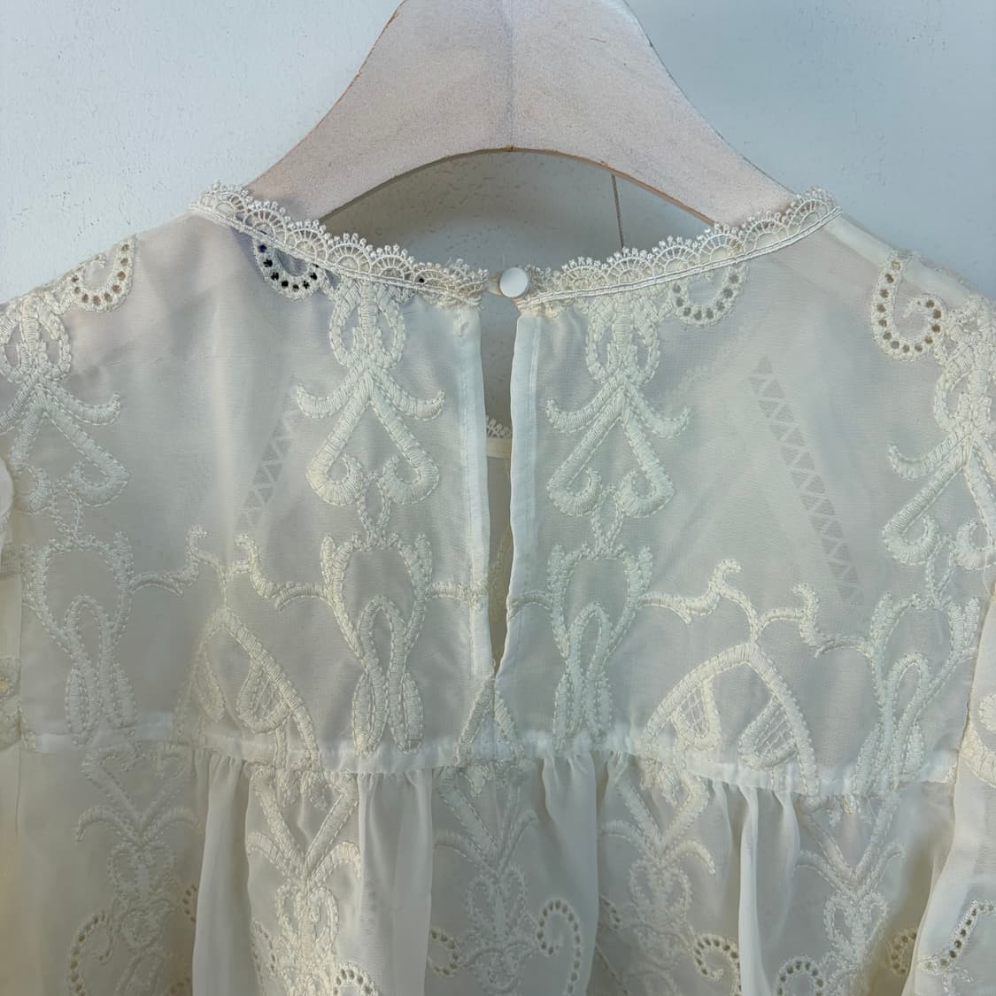 안나수이 아이보리 레이스 블라우스 상품이미지8