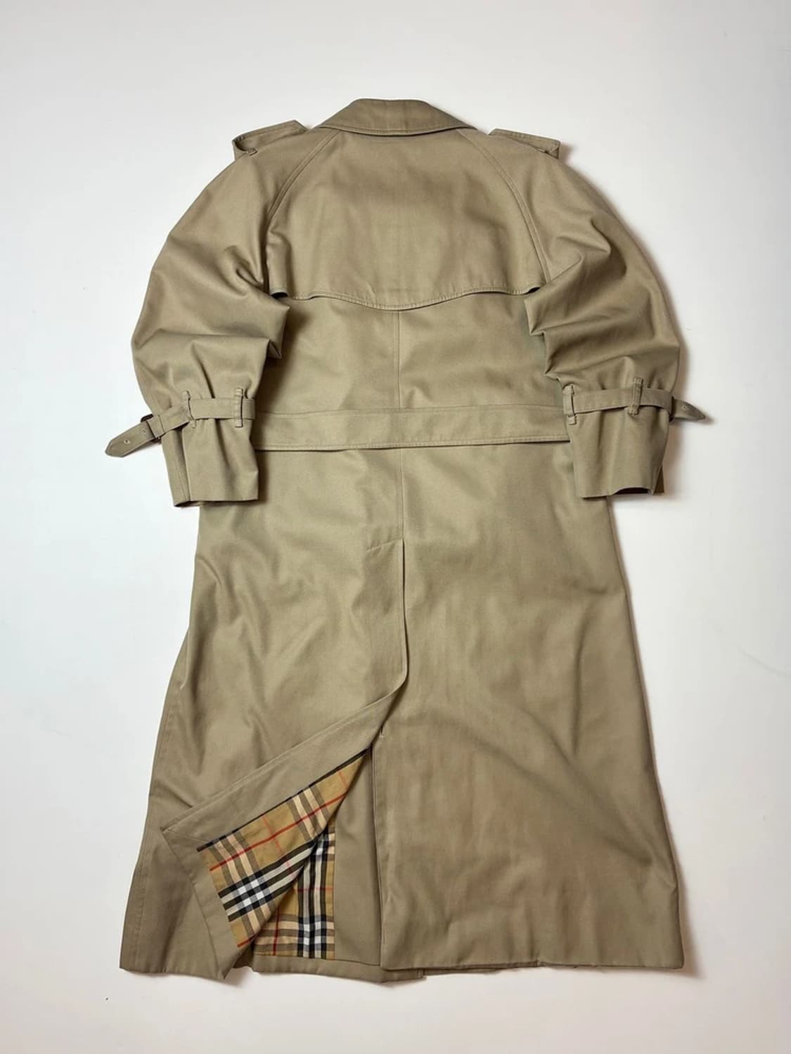 버버리 90's 견장 벨티드 롱 트렌치 코트 PN8237 상품이미지5