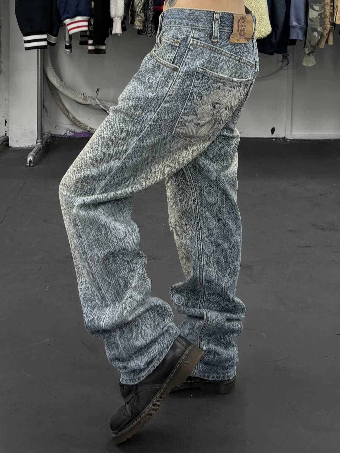 카라쿠리 타마시 뱀피 드래곤 데님팬츠 상품이미지4