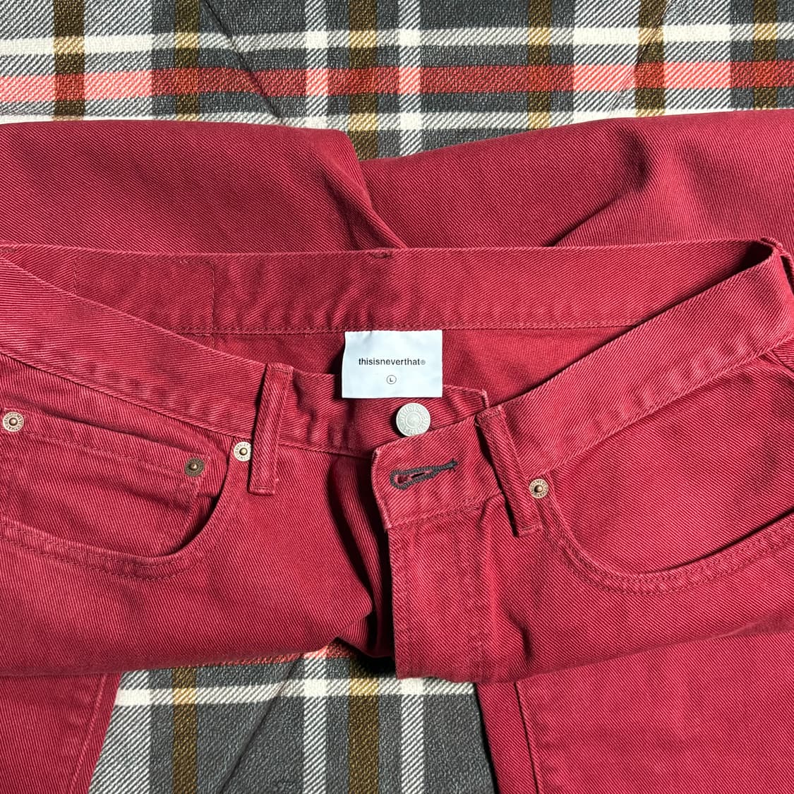 디스이즈네버댓 레귤러진 레드 상품이미지3