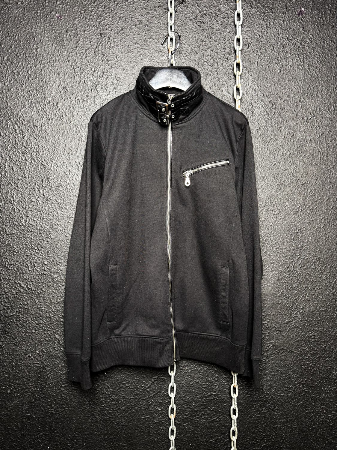 Black high-neck 2-strap zip-up jacket 상품이미지5
