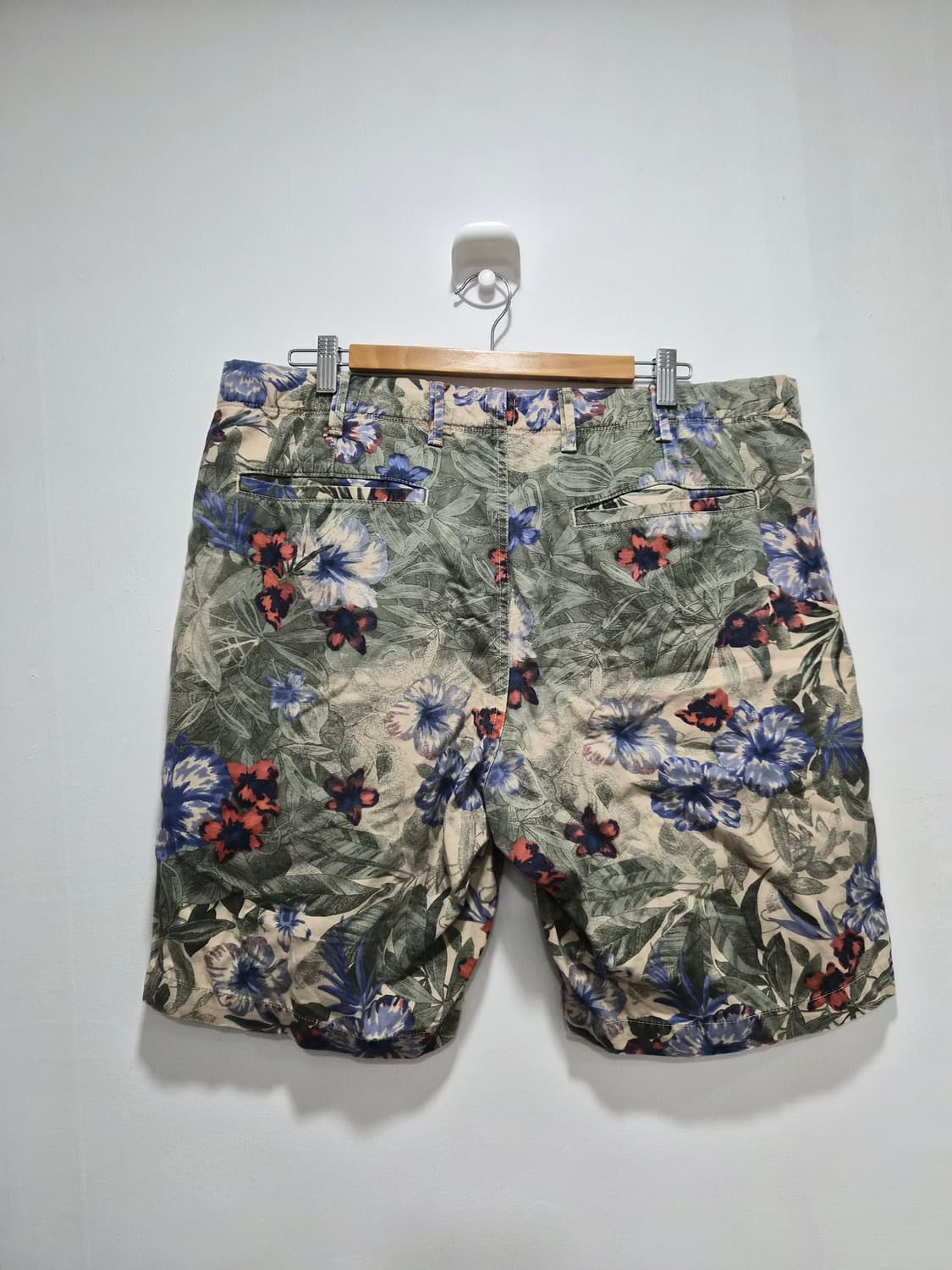 36) GAP 갭 플라워 코튼 반바지 팝니다 상품이미지2