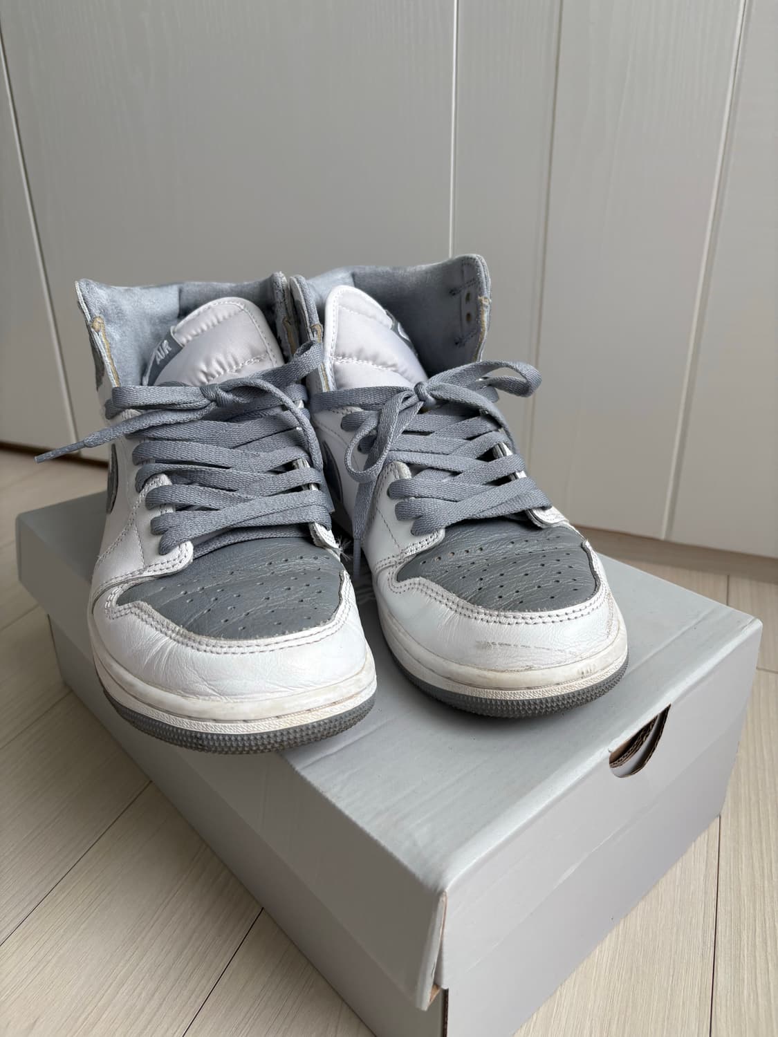 조던 1 레트로 하이 OG 스텔스 상품이미지2