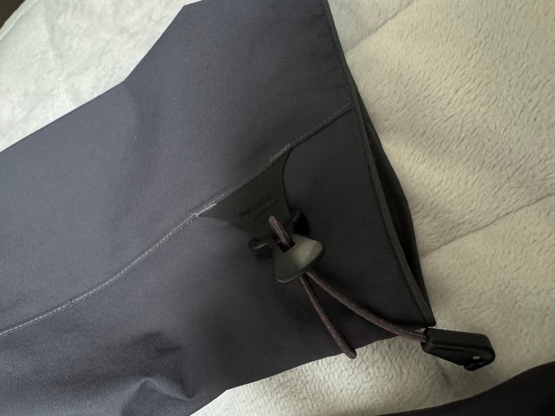 클라터뮤젠 아신야 레이븐 L 상품이미지3