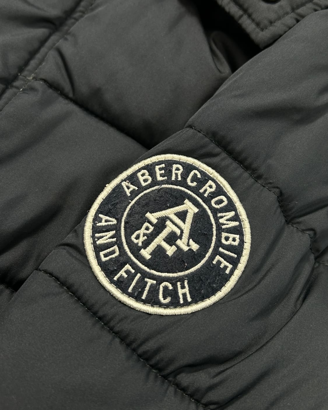 아베크롬비 패치로고 네이비 숏패딩  상품이미지4