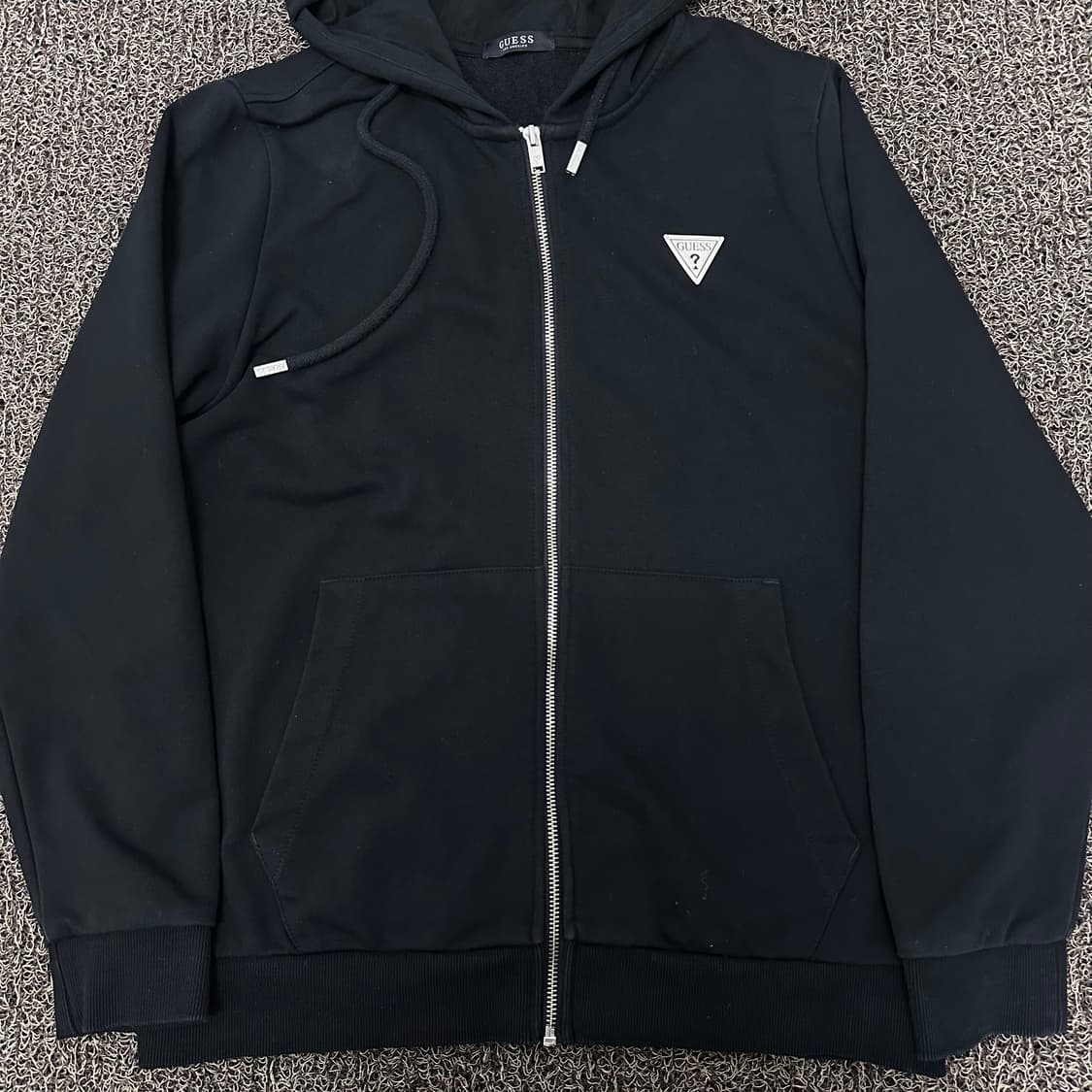GUESS 게스 여성 후드집업 블랙 90(L) 상품이미지4