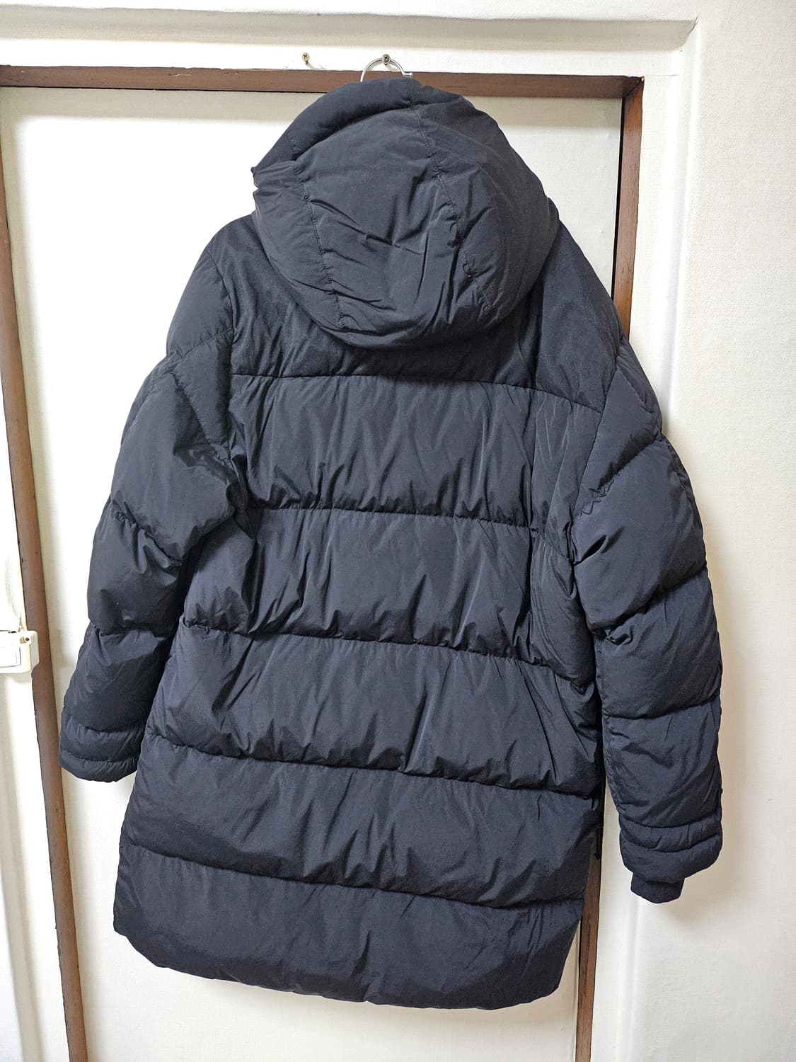 CP컴퍼니 23fw 롱패딩 블랙 상품이미지2