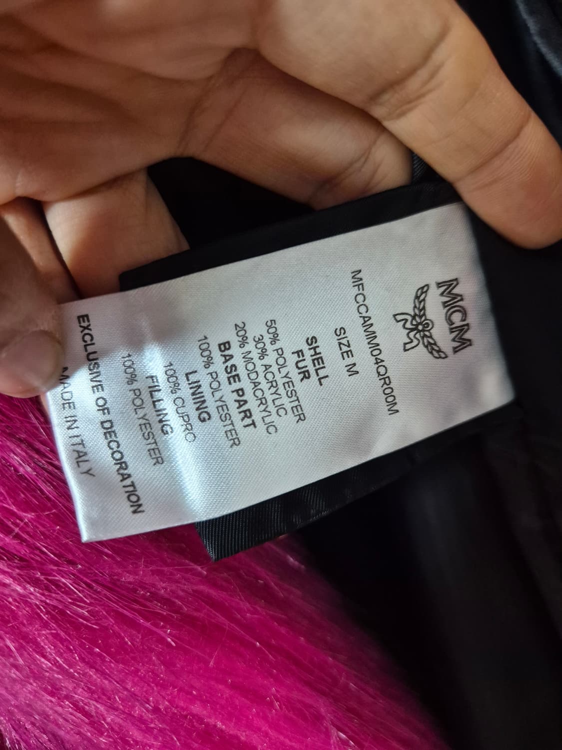 (새제품) MCM 엠씨엠 핫핑크  에코퍼 자켓 털코트 상품이미지8