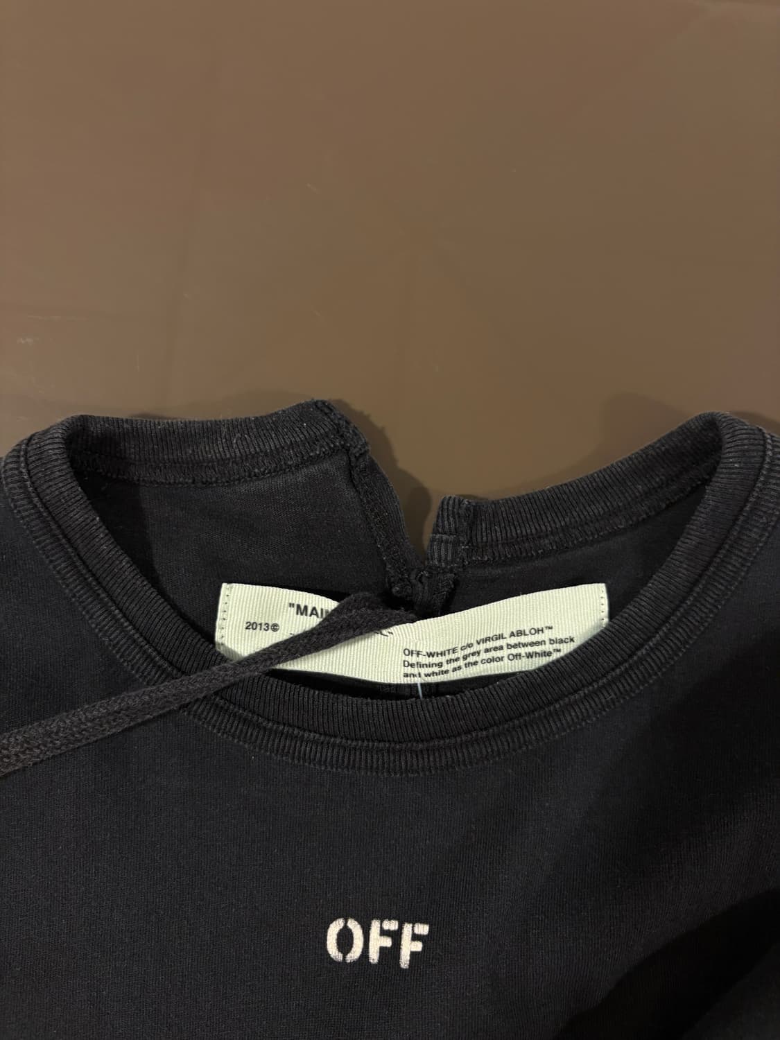 오프화이트 반팔  상품이미지10