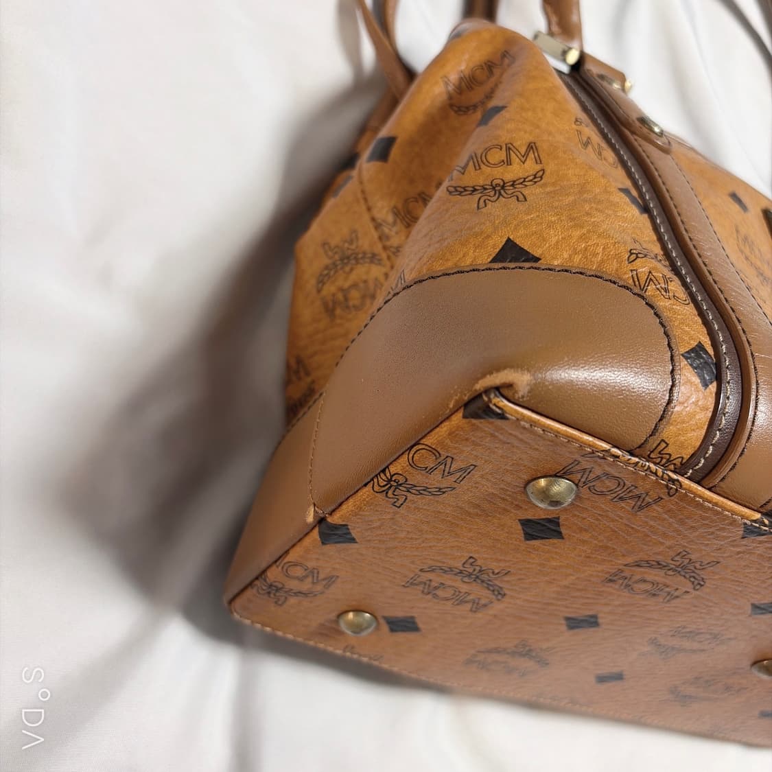 MCM 엠씨엠 로고 패턴 토트백 브라운 상품이미지5