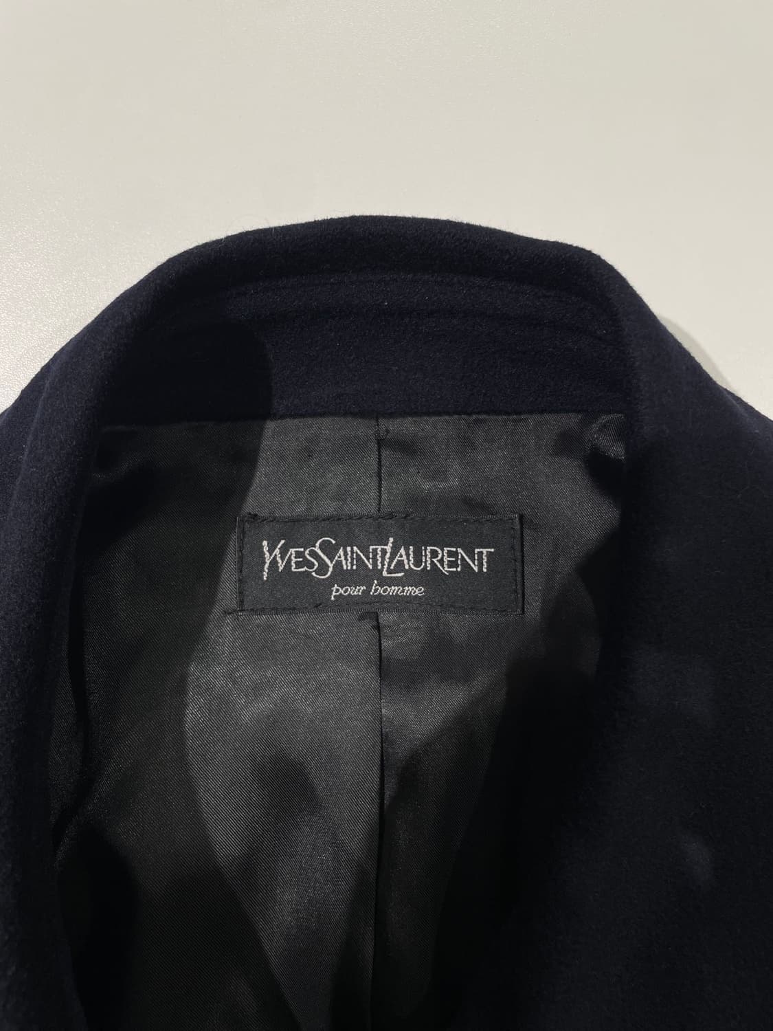 이브 생로랑 뿌르 옴므 다크 네이비 클래식 히든 버튼 울 숏 코트 상품이미지7