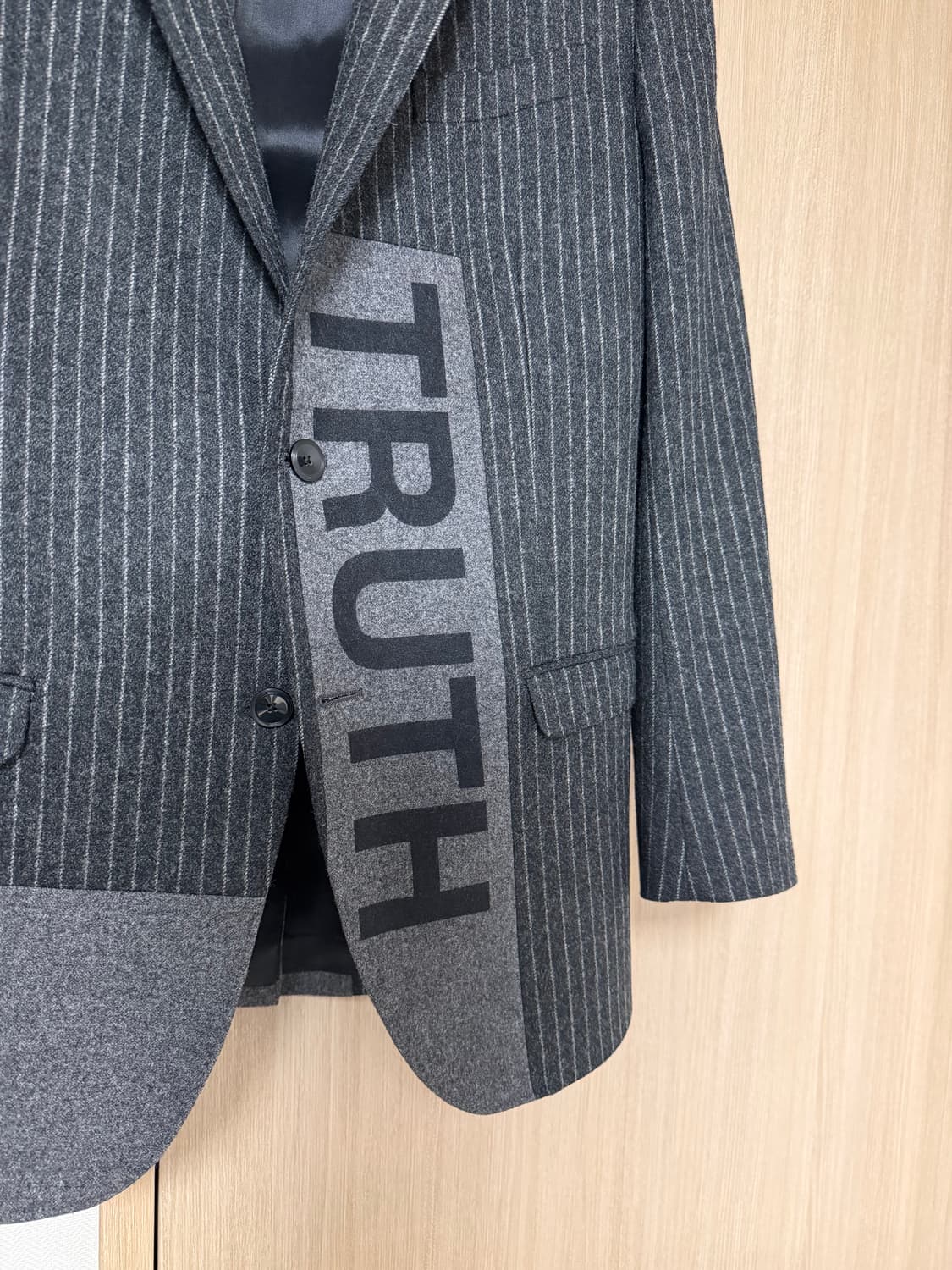 알렉산더 맥퀸 15fw 캐시미어 TRUTH 블레이저 자켓 상품이미지2
