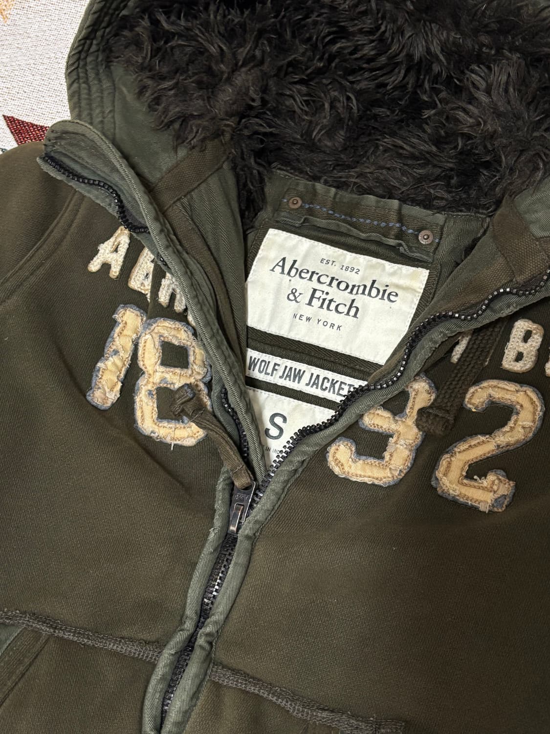 아베크롬비 울프죠 Wolf Jaw 자켓 S 상품이미지2