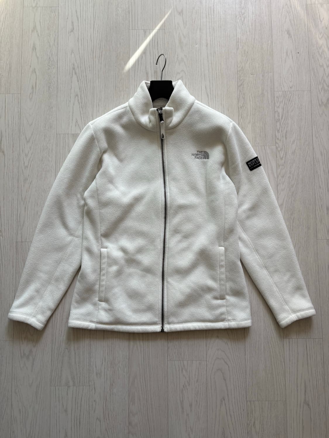 노스페이스 화이트 플리스 자켓 L(100) 상품이미지1