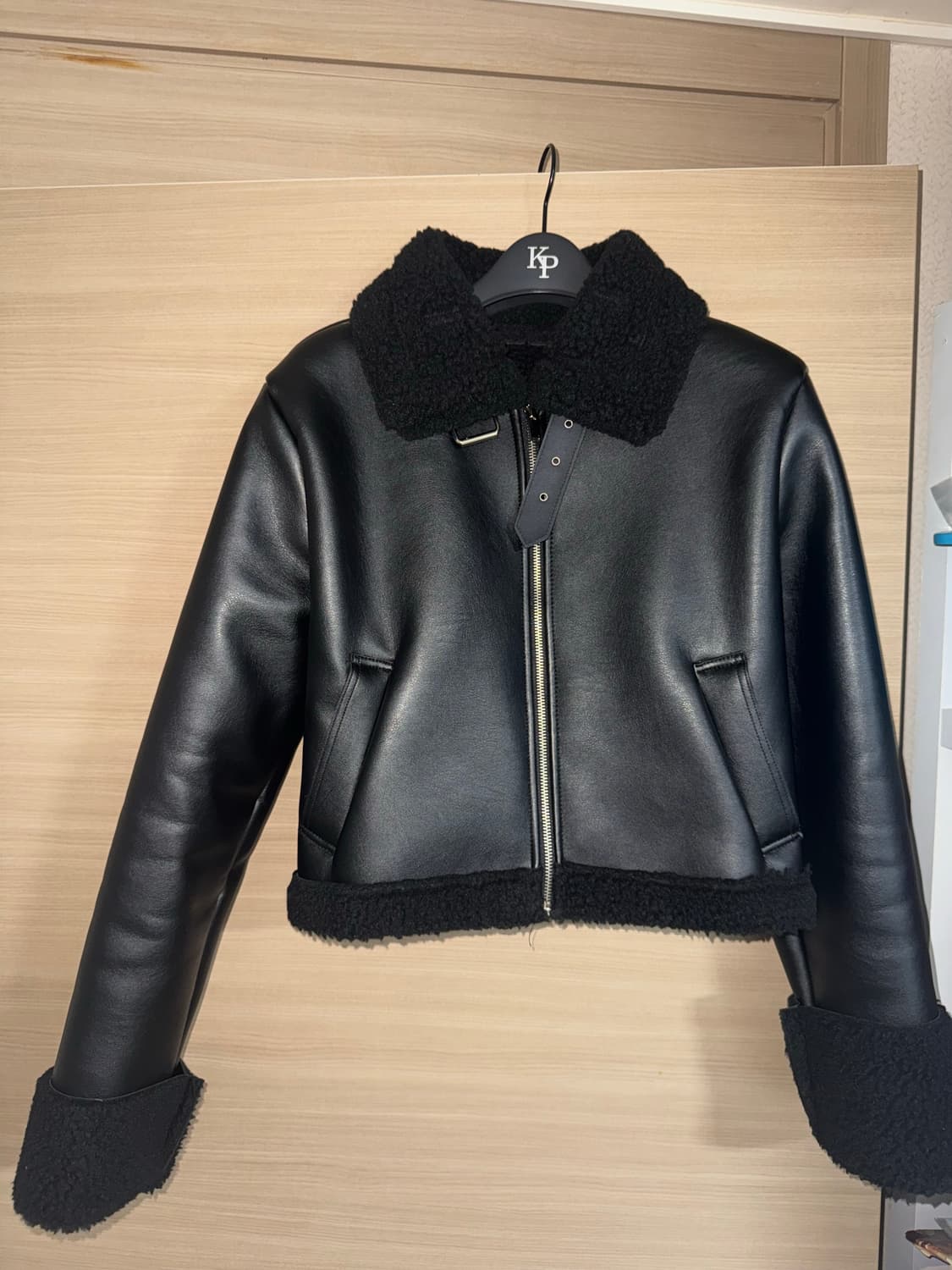 카키포인트 무스탕 상품이미지1