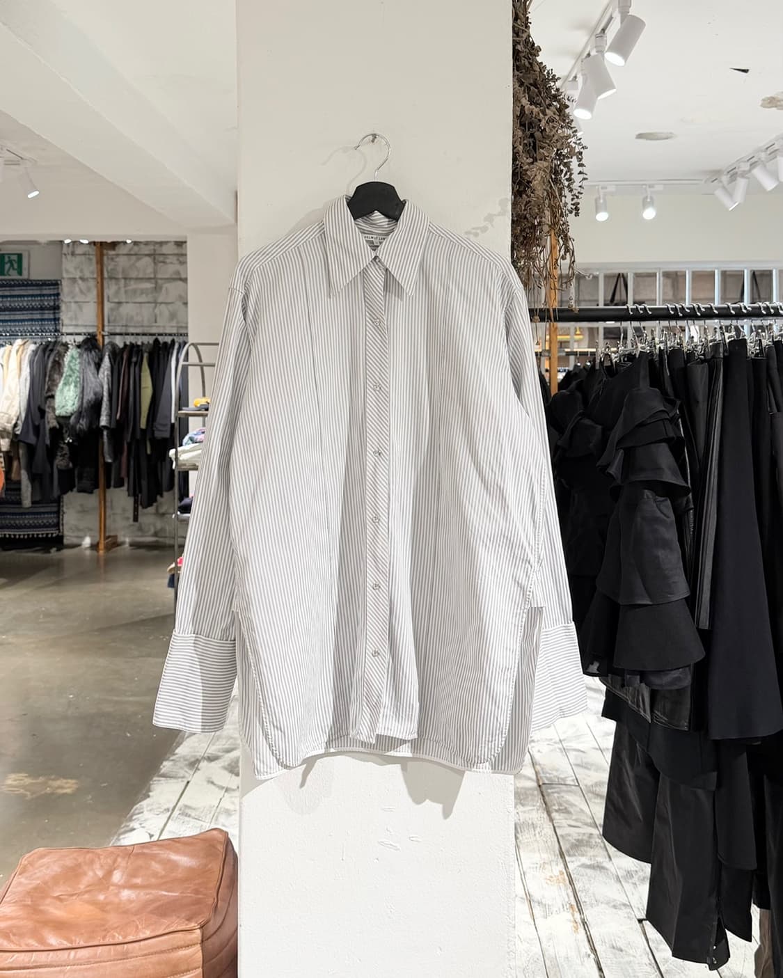 헬무트랭 화이트 그레이 스트라이프 셔츠 상품이미지1