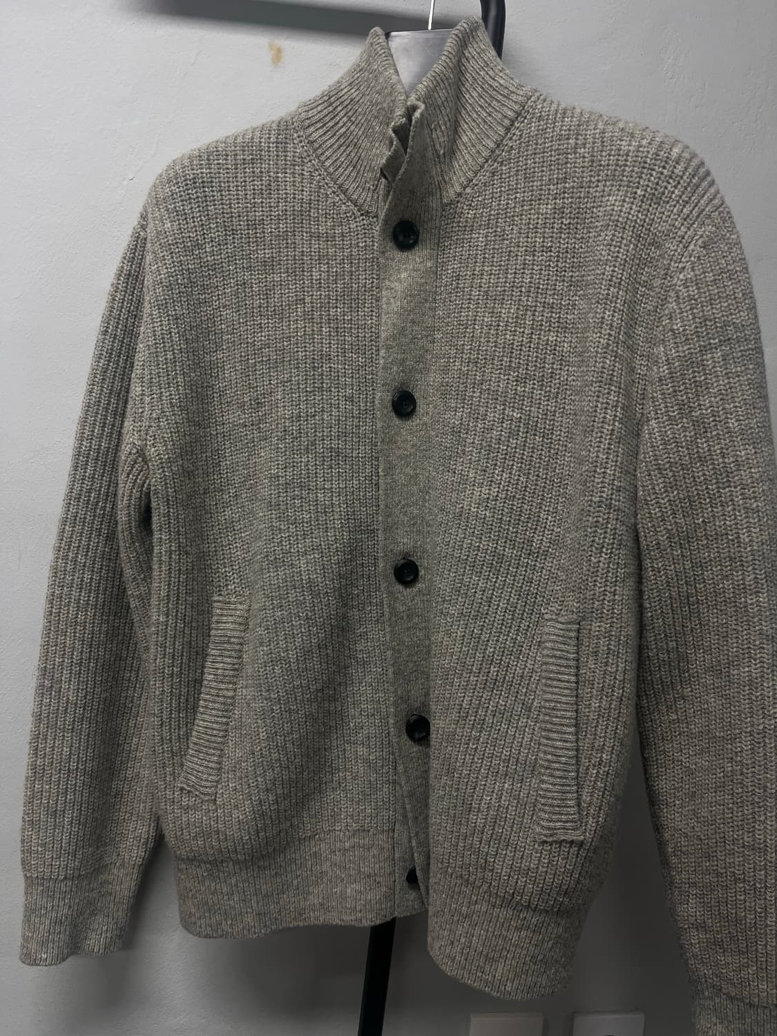 포터리 셔틀랜드 울 하이넥 가디건 상품이미지5