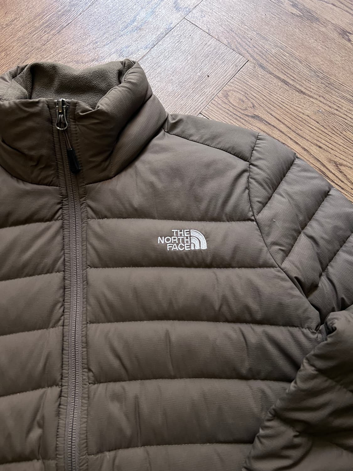 [M]노스페이스 우먼스 구스다운 경량 패딩 상품이미지3