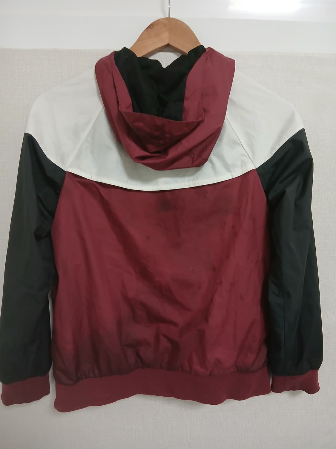 나이키 바람막이 xs 상품이미지2