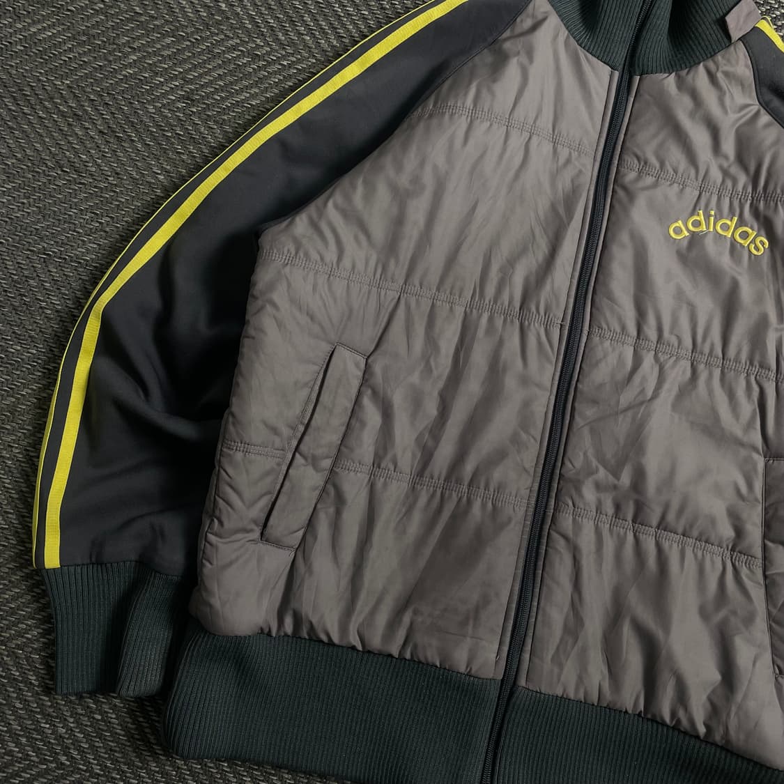 00s 아디다스 올드스쿨 트랙탑 패디드 점퍼o 4653 상품이미지3