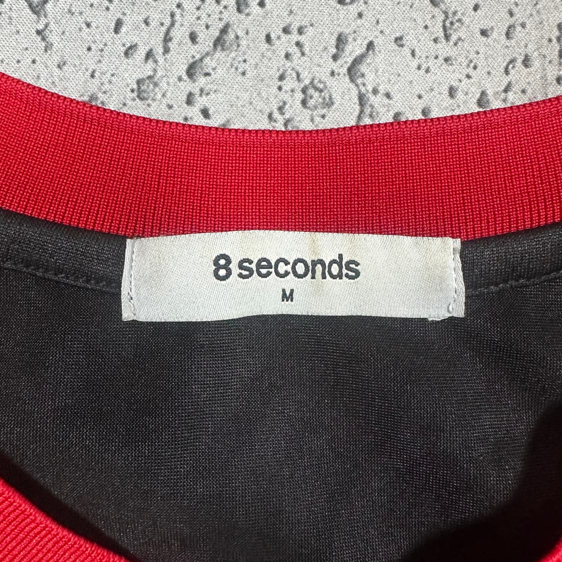 ✨ (바배) 에잇세컨즈 나일론 블랙 롱슬리브 상품이미지3