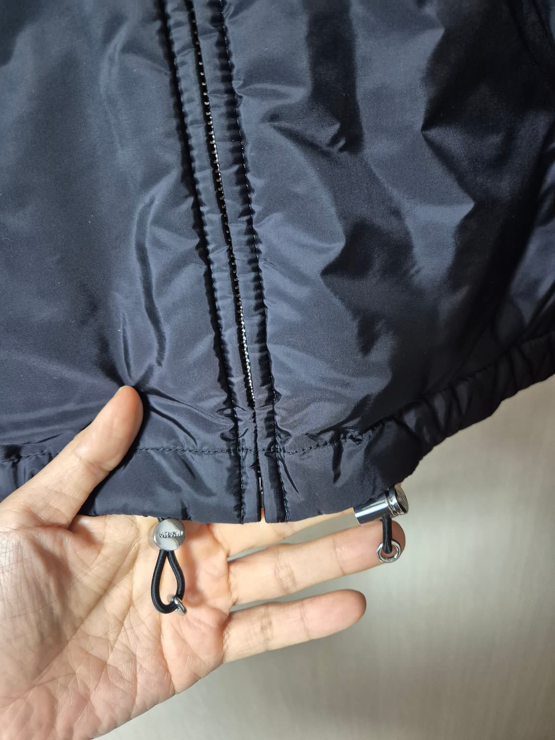 (정품) 프라다 리버시블  블루종 경량패딩 46 (21년) 상품이미지5