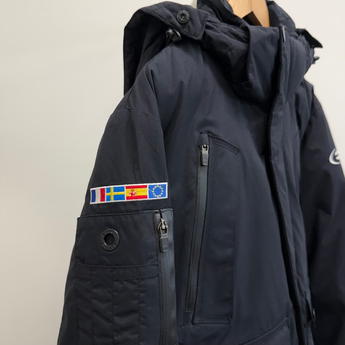 아이더 700필파워 패딩L 상품이미지4