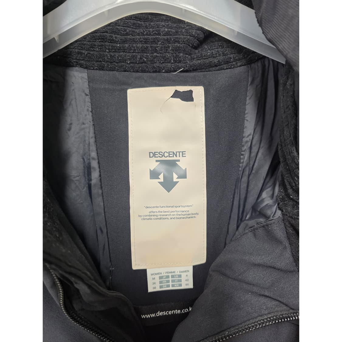 택포) 데상트 아우디 스위스 스키팀 다운 패딩 90 상품이미지2