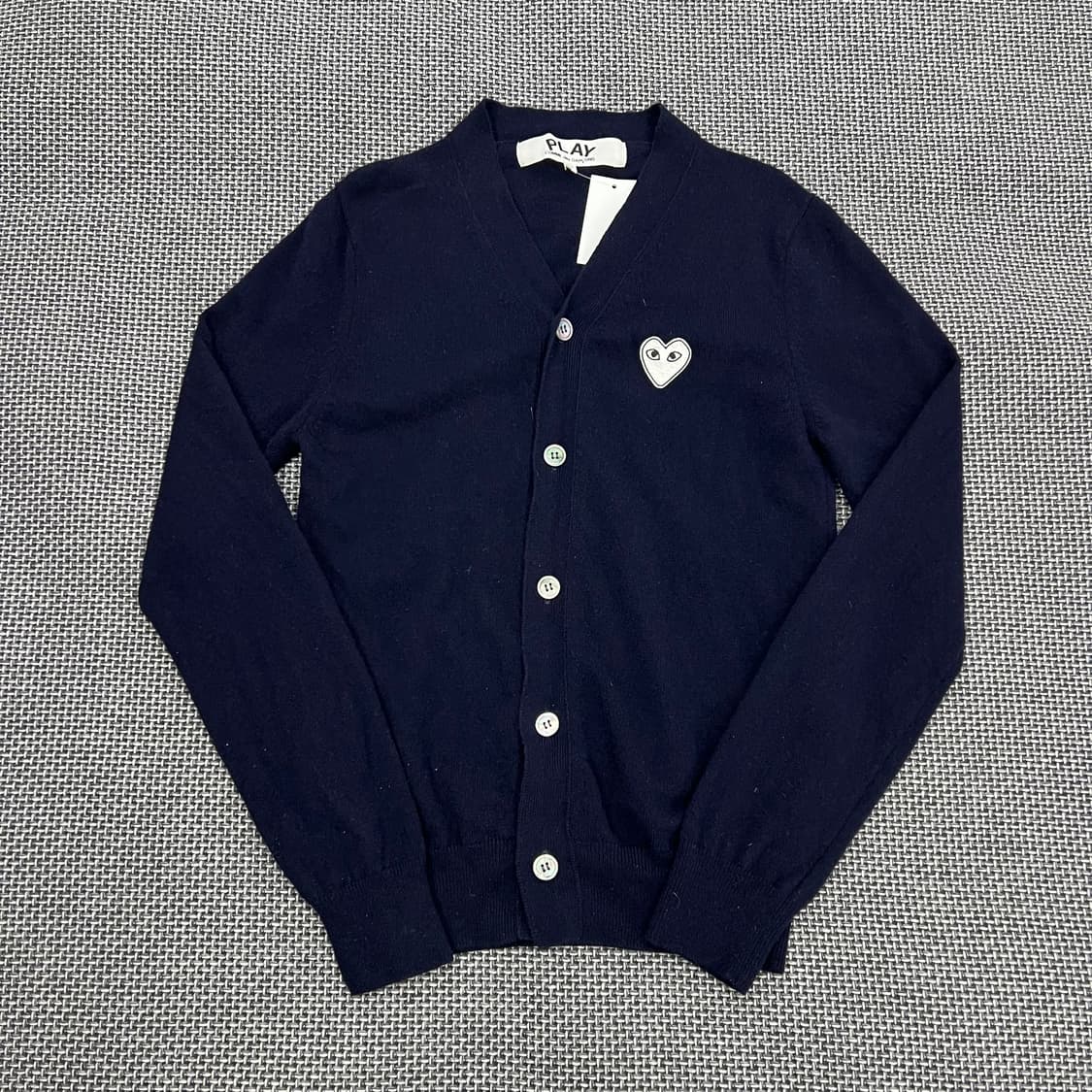 꼼데가르송 브이넥 네이비 가디건 상품이미지1