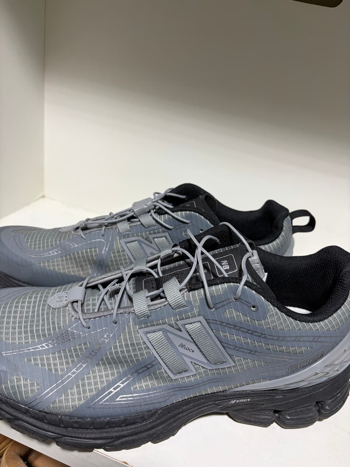 뉴발란스 슬레이트 그레이 상품이미지1