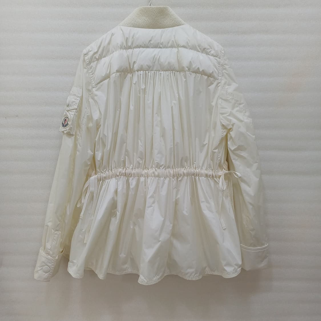 정품 몽클레어 간절기 구스 다운 패딩 여성 3 거의새것 사랑봉봉 상품이미지3