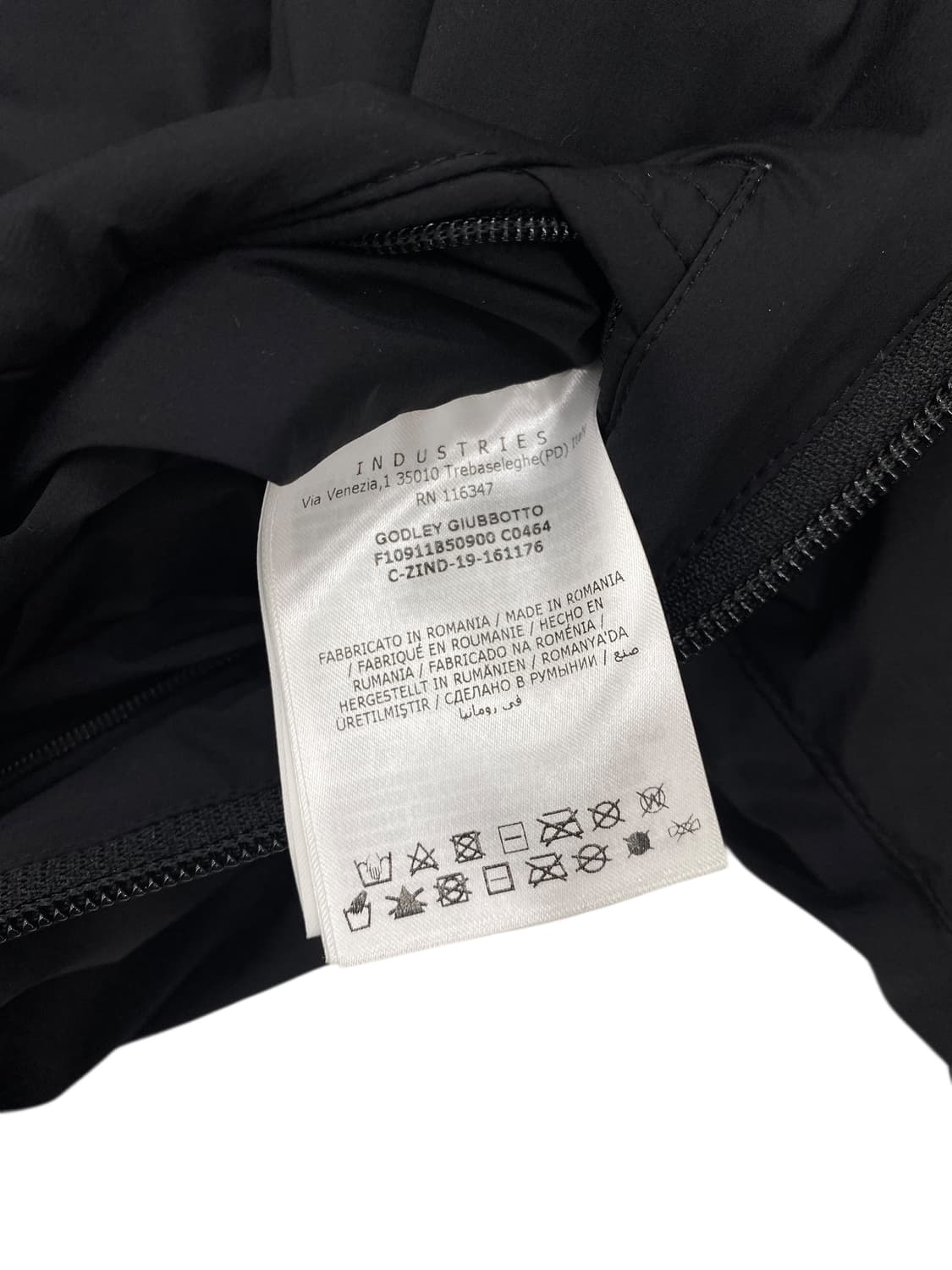 몽클레어 구스다운 윈드브레이커 자켓 상품이미지10