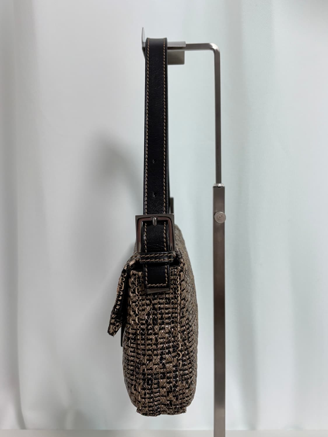 펜디 가죽 바게트백 리미티드 상품이미지8