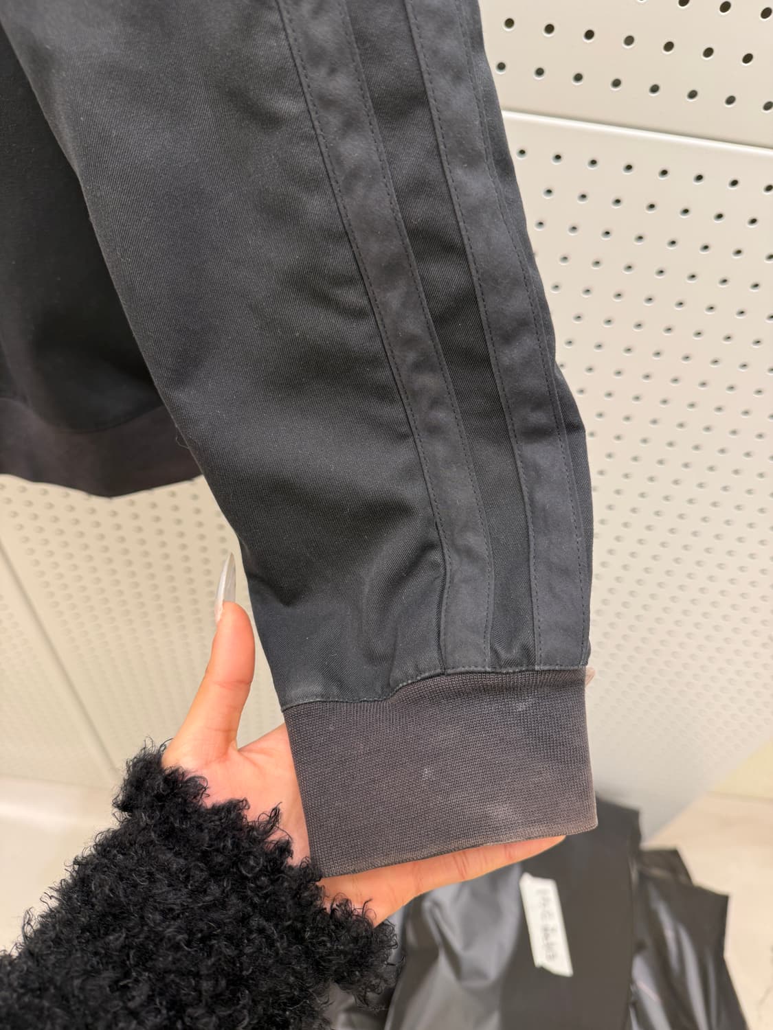 아디다스 오리지널 블랙 트랙 자켓 U1033 상품이미지4