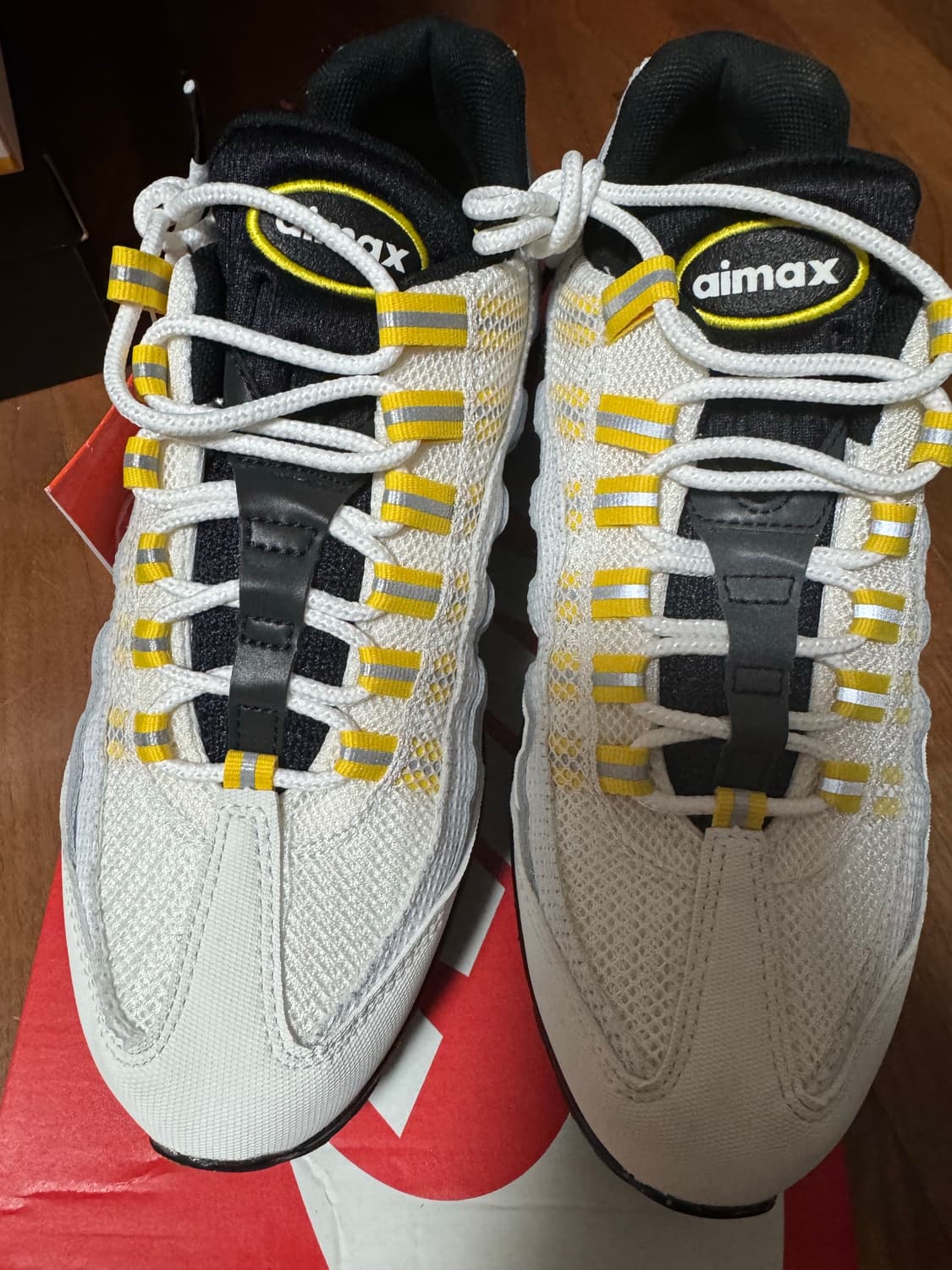 정품새제품 나이키 에어맥스95 에센셜 투어 옐로우 265mm 상품이미지2